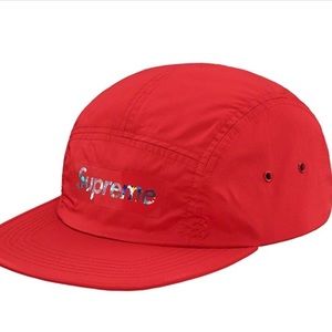 Supreme holographic logo camp hat